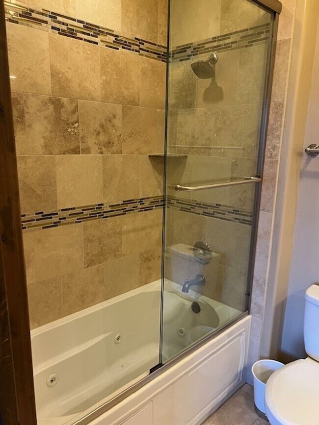 Building Photo - Unfurnished 2 bedroom in Frisco. Walk to Main Street! Garage and private Hot tub!