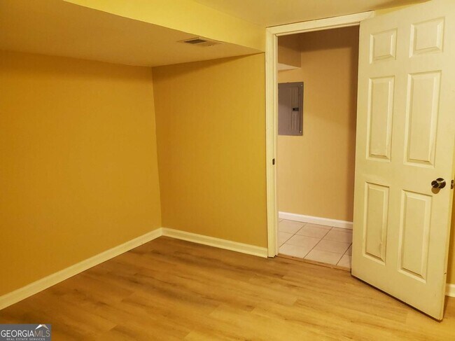 Building Photo - 2549 Dogwood Hills Ct