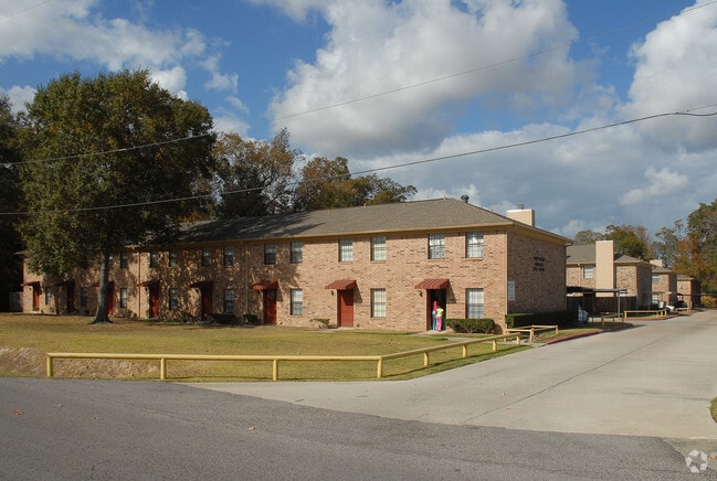 Building Photo - Prutzman Square Townhomes