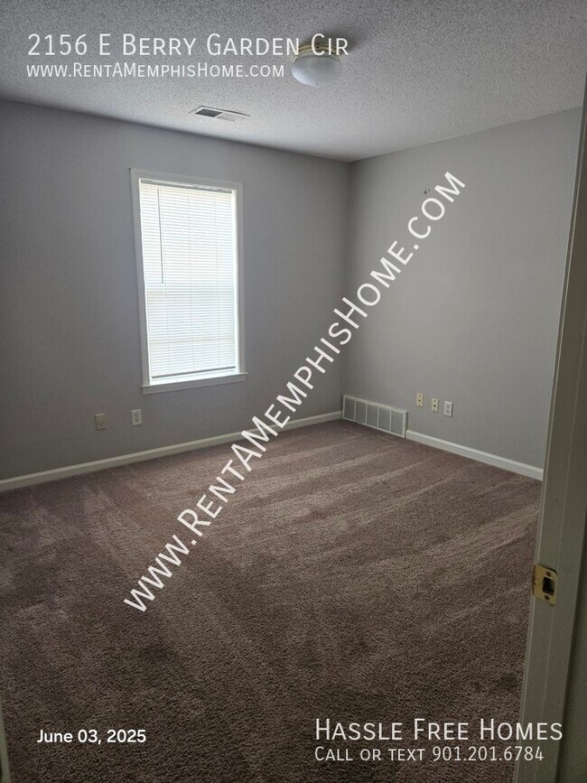 Building Photo - 2156 Berry Garden Cir W