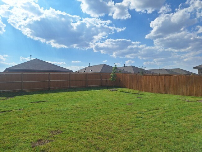Building Photo - 15009 Bushwacker Wy