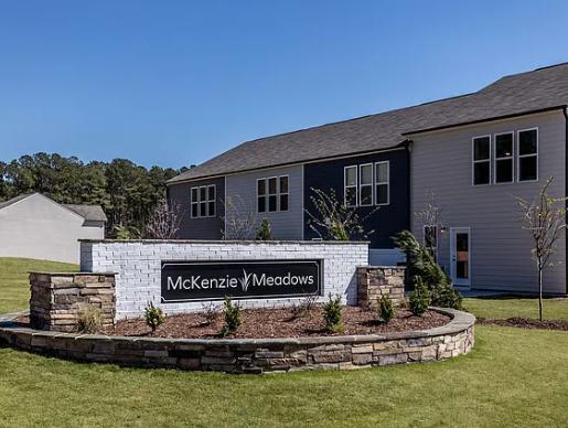 Building Photo - 1504 Rhodes Pond St