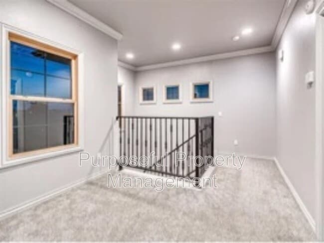 Building Photo - 115 Weaver Rd