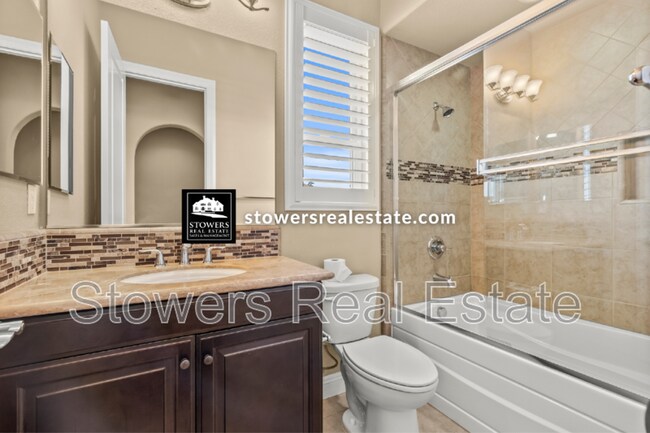 Building Photo - 1642 Pinot Pl