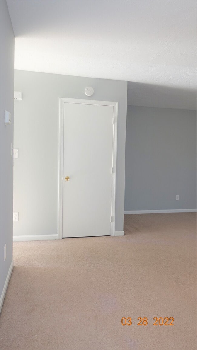 Building Photo - 5723 Aftonshire Dr