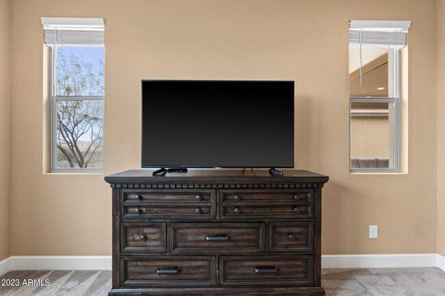 Building Photo - 4456 Covered Wagon Trl