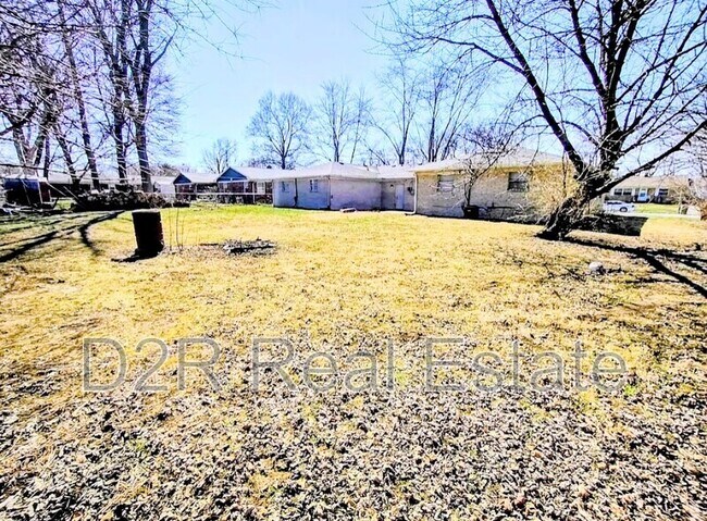 Building Photo - 7819 Southfield Dr
