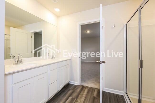 Building Photo - coming soon