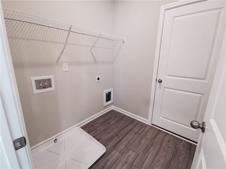 Building Photo - 4616 Waxwing St