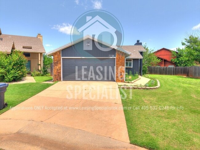 Building Photo - 2 Bed 2 Bath Garden Home in SW OKC's The R...