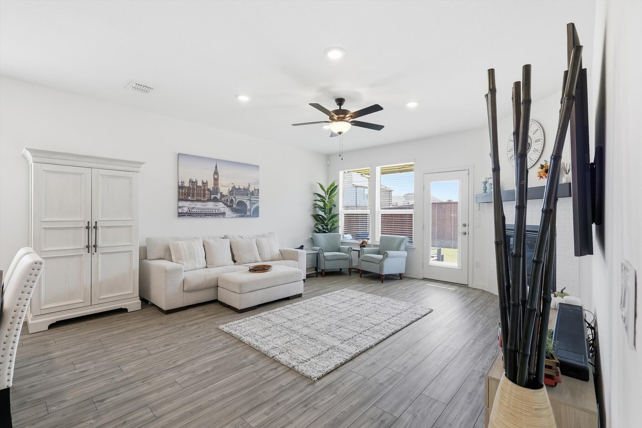 Building Photo - 1008 Elijah Dr