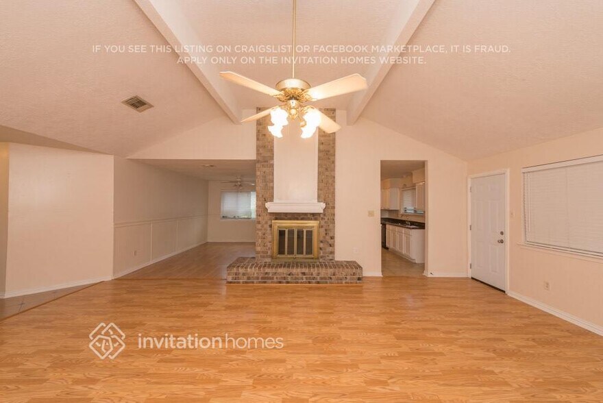 Building Photo - 1819 Pilgrims Point Dr