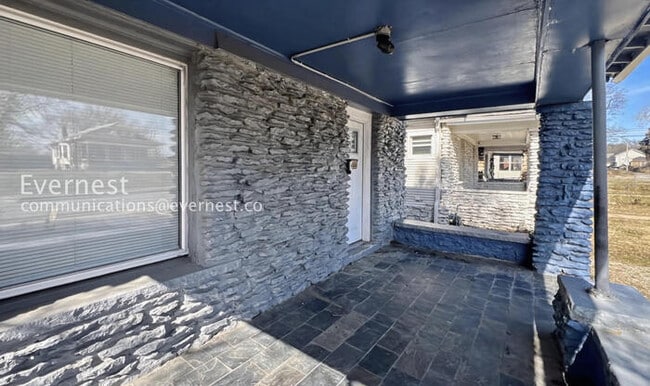 Building Photo - 4308 Highland Ave