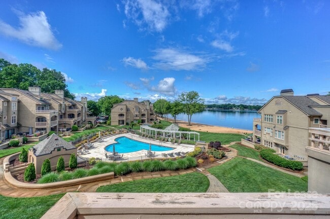 Primary Photo - 642 Portside Dr