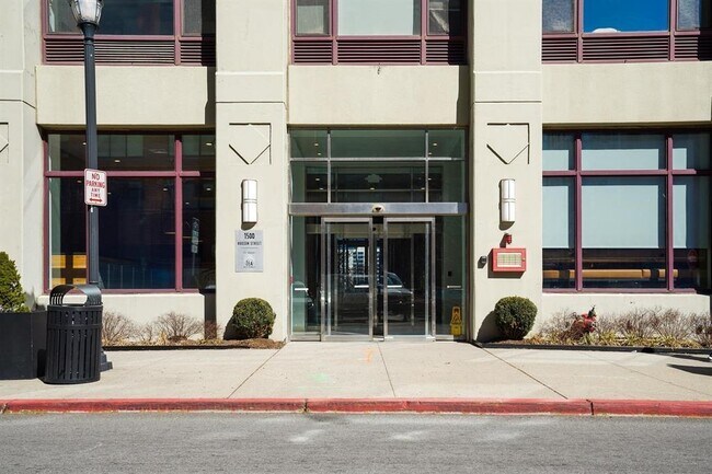 Building Photo - 1500 Hudson St