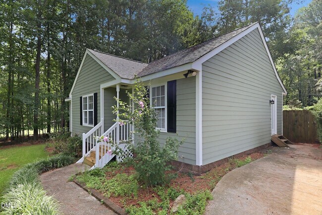 Building Photo - 108 Bristol Ct