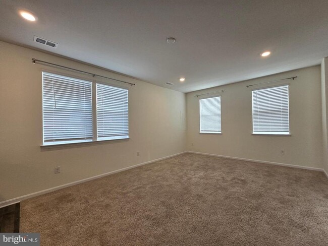 Building Photo - 172 Fellowship Dr