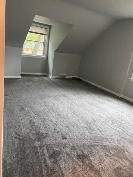 Building Photo - 2451 N 114th St