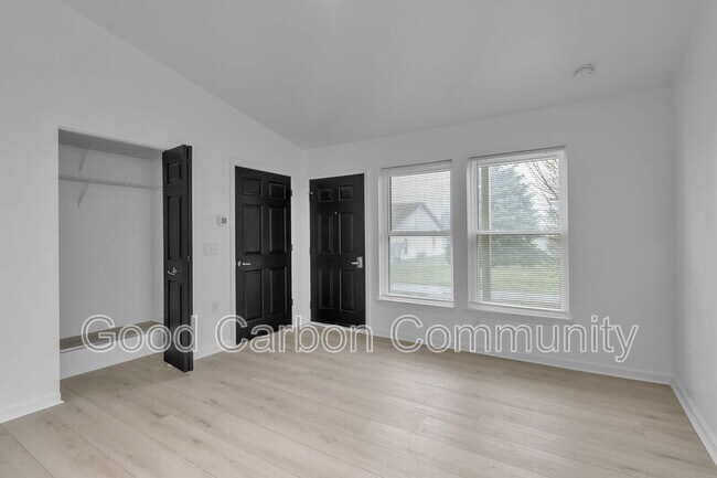 Building Photo - 7008 Erie Rd