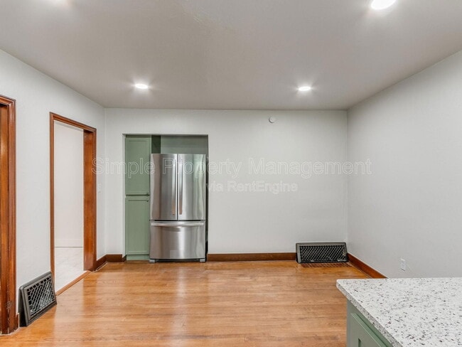 Building Photo - 2529 NW 16th St