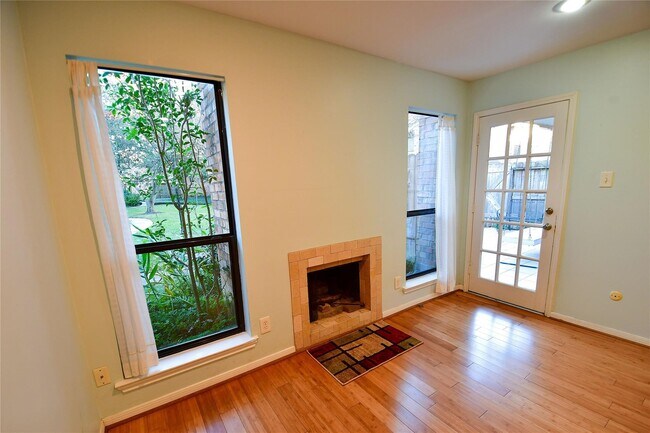 Building Photo - 1601 S Shepherd Dr