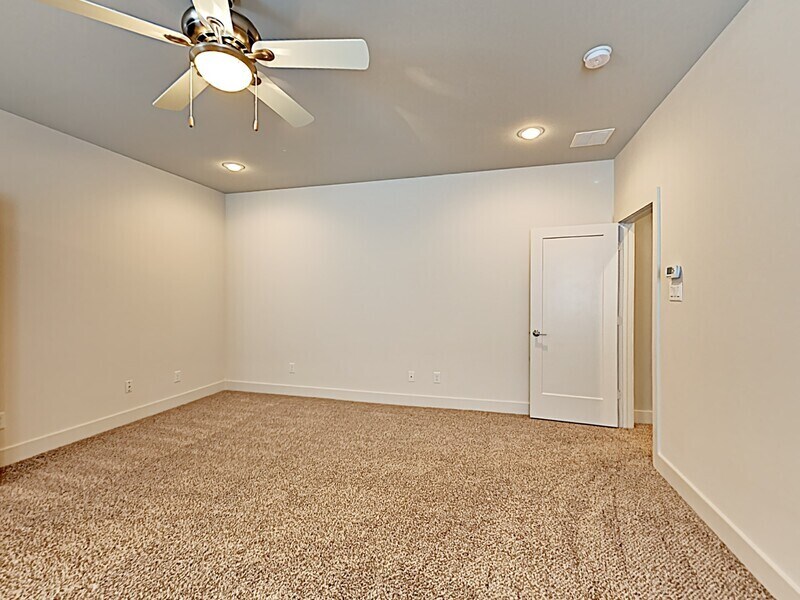 Building Photo - 326 Wimberly St