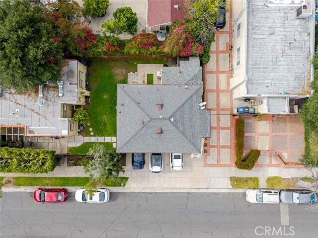 Building Photo - 1466 Stanley Ave