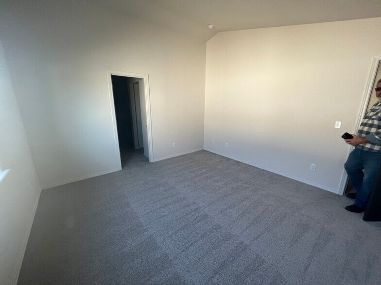 Building Photo - 4261 W Wood Ct
