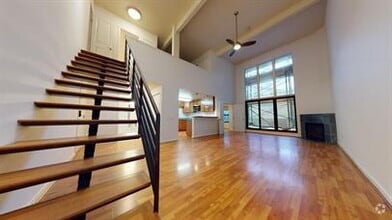 Building Photo - "Chic Urban Living: Spacious 2BR/2BA Condo...