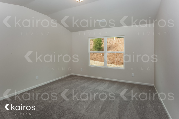 Building Photo - 1201 Silvertrace Dr