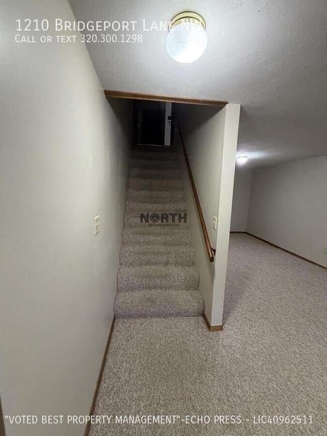 Building Photo - 1210 Bridgeport Ln NW
