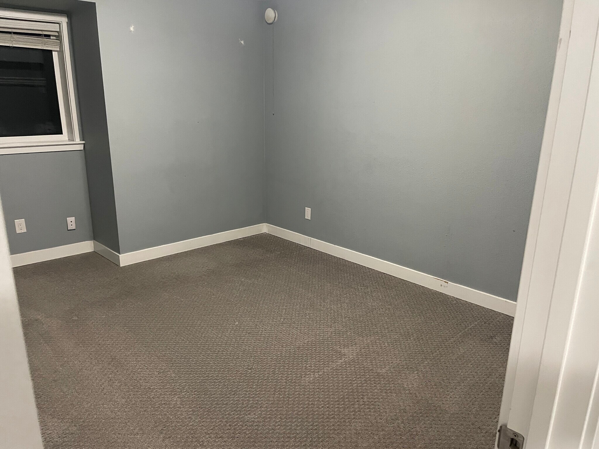 Building Photo - 5804 186th Ave E