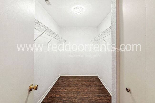 Building Photo - 12192 Maize Dr