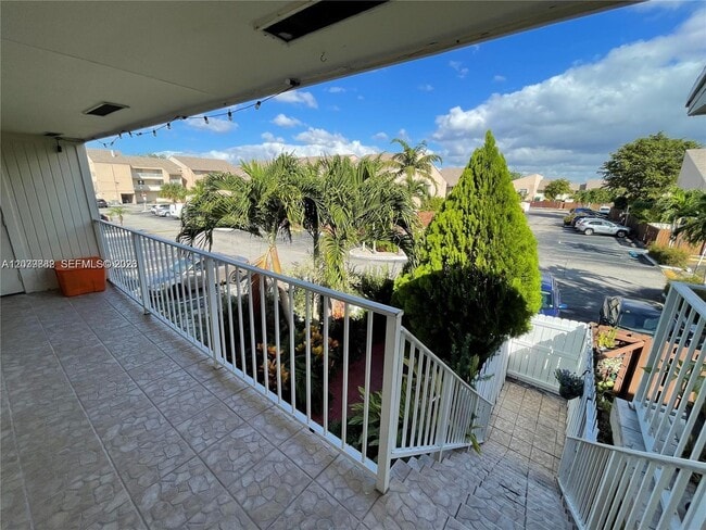 Building Photo - 8480 SW 154th Cir Ct