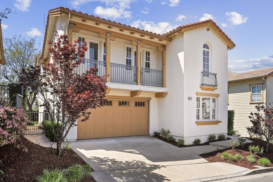 Primary Photo - 4659 Cielo Cir
