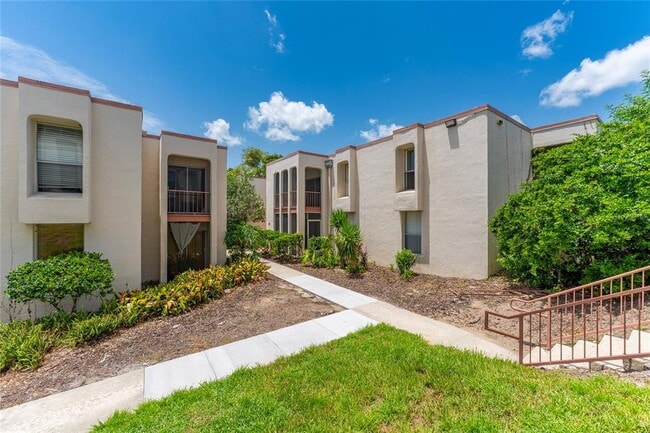 Building Photo - 510 Orange Dr