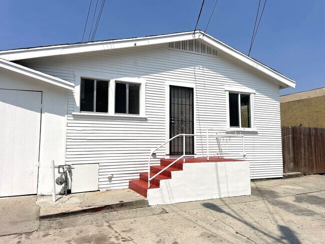 Building Photo - 469