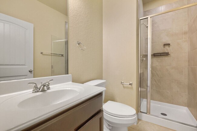 Building Photo - First time rental!
