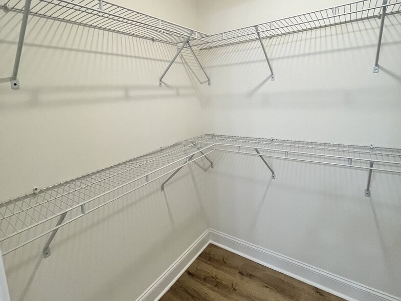 Building Photo - 120 E Grand St