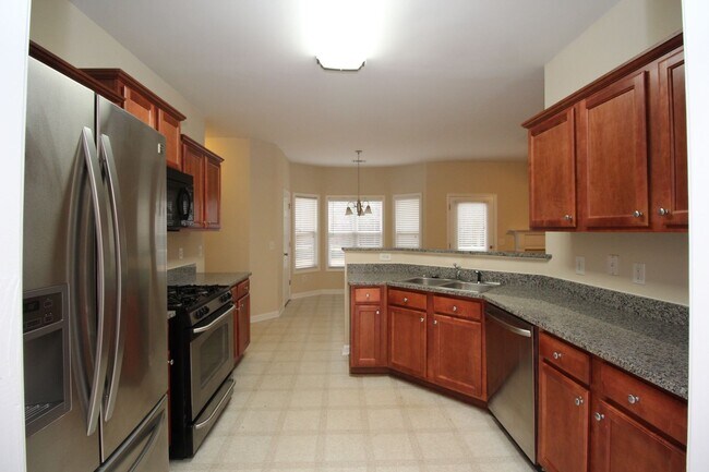 Building Photo - Walking distance to Downtown Sugar Hill!