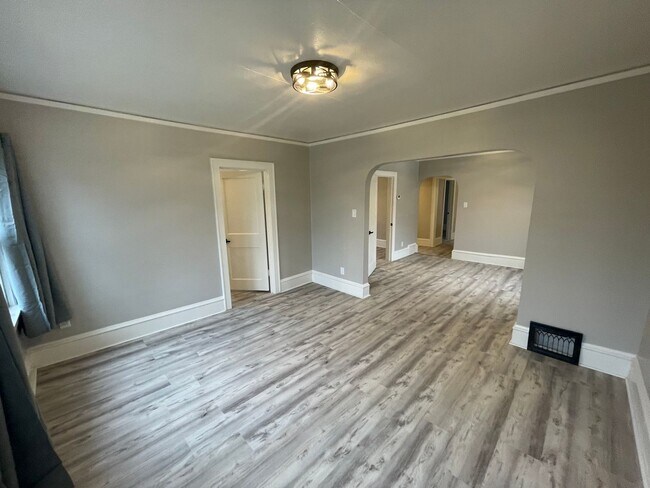 Building Photo - 1440 N 28th St