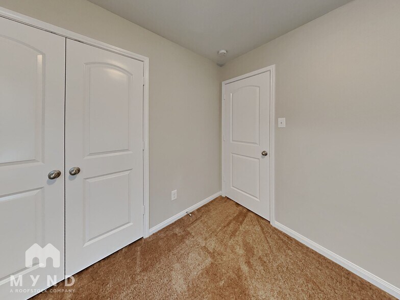 Building Photo - 5823 Treasure Cove Rd