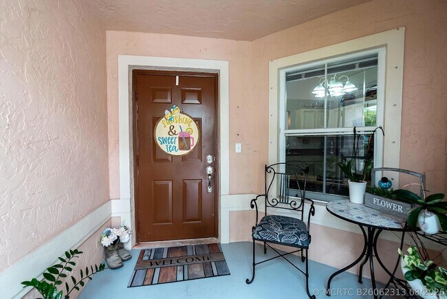 Building Photo - 10537 Pelican Dr
