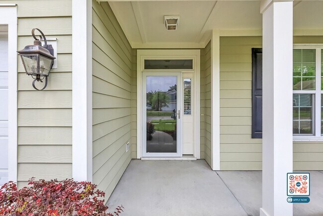 Building Photo - Pet-Friendly Home in Shell Hall – Availabl...
