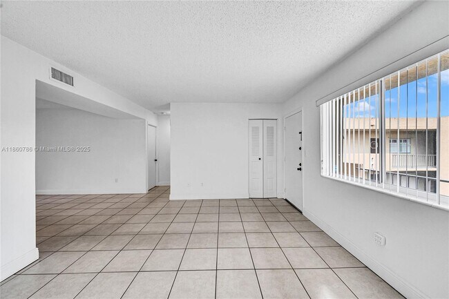 Building Photo - 8401 SW 107th Ave