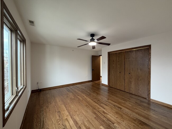 Building Photo - 2825 73rd Ave