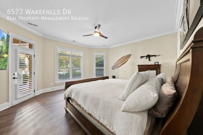 Building Photo - 6573 Wakefalls Dr