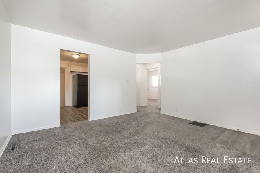 Building Photo - 217 S Xavier St