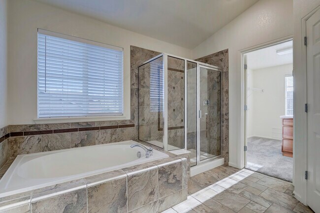 Building Photo - 6004 Nile Cir