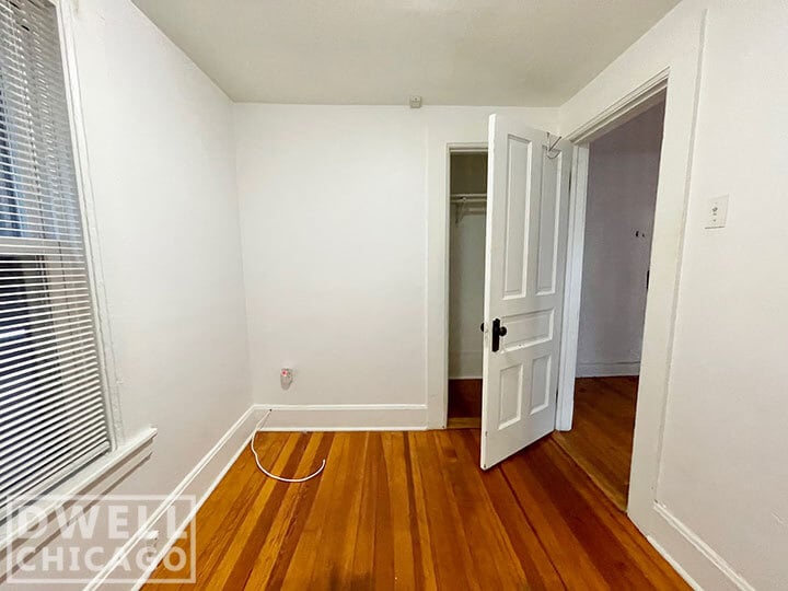 Building Photo - 1809 W Wabansia Ave